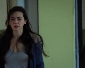 Jessica Henwick Plot Jiggles In Iron Fist - Film nackt