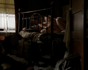 Molly Parker - Deadwood S02E01 - Film nackt