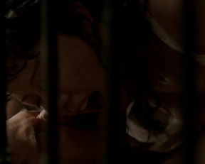 Molly Parker - Deadwood S02E01 - Film nackt