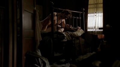 Molly Parker - Deadwood S02E01 - Film nackt