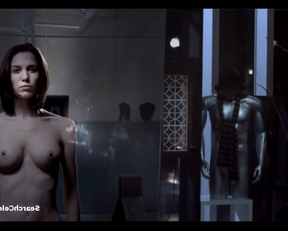 Christy Carlson Romano / Ren Stevens - Mirrors 2 - Film nackt