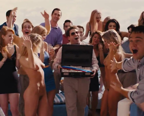 Strippers On A Boat Plot - The Wolf Of Wall Street - Film nackt