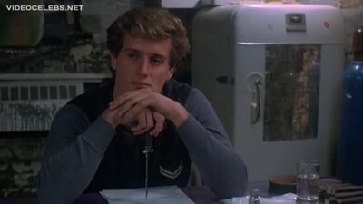 Helena Quinton - Class Of 1984 - Film nackt