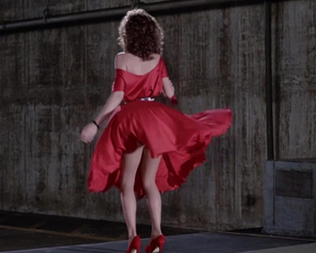 Kelly LeBrock - The Woman In Red - Film nackt