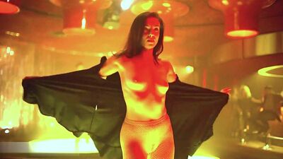 Magdalena Kolesnik Full Frontal In Rojst - Film nackt