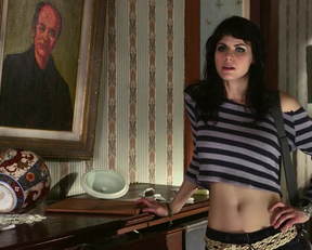 Alexandra Daddario In Texas Chainsaw 3D - Film nackt