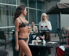 Elena Nikolaeva In Mommies - Film nackt