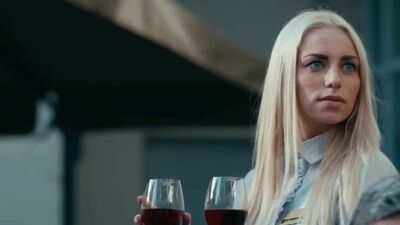 Elena Nikolaeva In Mommies - Film nackt