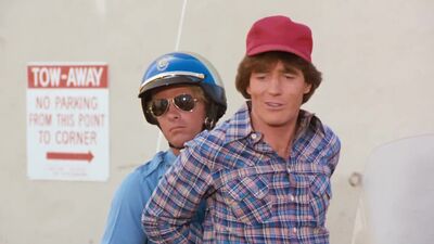 Kathy Shower Pokie Plot On CHiPs - Film nackt