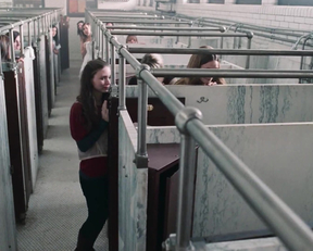 Brie Larson - Tanner Hall - Film nackt