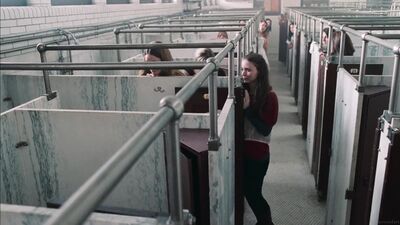 Brie Larson - Tanner Hall - Film nackt
