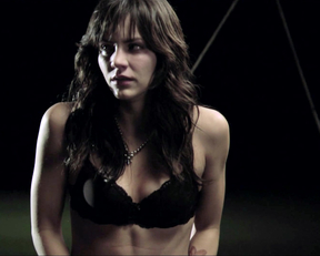 Katharine McPhee - Shark Night Pt 2 - Film nackt