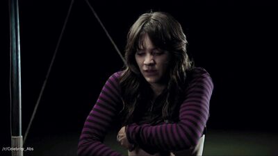 Katharine McPhee - Shark Night Pt 2 - Film nackt