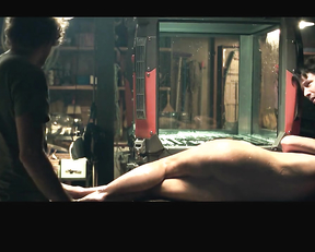 Alice Eve Nude Ass HD In Replicas - Brightened - Film nackt