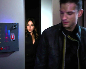 Chloe Bennet and Daisy Johnson - AKA Quake - Agents Of SHIELD S06e04