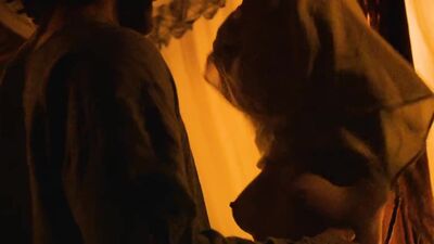 Florence Pugh naked - Outlaw King