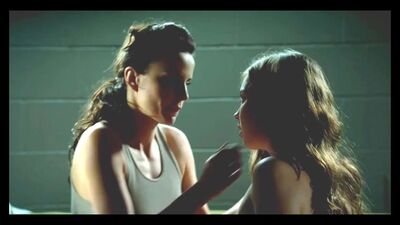 Kit Willesee, Ana Alexander nude - Femme Fatales