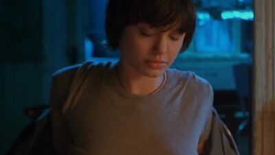 Angelina Jolie At 21 - Foxfire - Film nackt