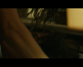 Verónica Sánchez  Irene Arcos In El Embarcadero S1E8 - Film nackt