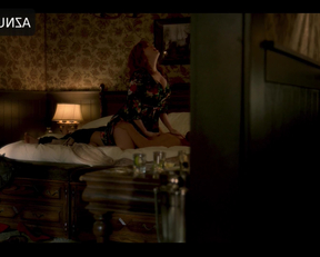 Christina Hendricks Plot In Tin Star - Film nackt