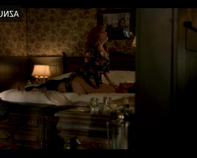 Christina Hendricks Plot In Tin Star - Film nackt