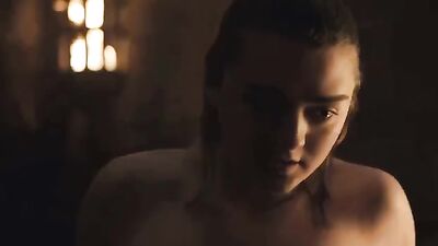 Maisie Williams - Film nackt