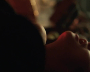 Emily Browning In American Gods - Film nackt