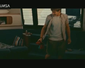 Part 2 Of Kelly Brooke, Riley Steele Full Frontal Plot In Piranha 3D - Film nackt