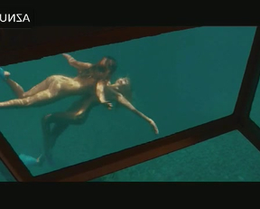 Part 2 Of Kelly Brooke, Riley Steele Full Frontal Plot In Piranha 3D - Film nackt