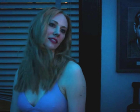 Deborah Ann Woll Erect Nipples In Daredevil - Film nackt