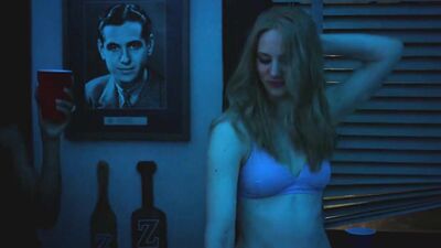 Deborah Ann Woll Erect Nipples In Daredevil - Film nackt