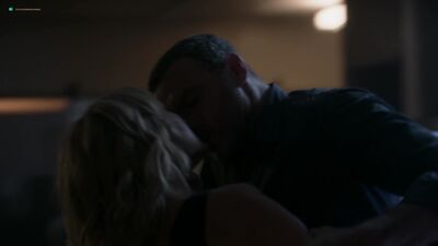 Lola Glaudini In Ray Donovan - Film nackt