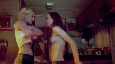 Kate Mara And Ellen Page Topless, Finally!! - Film nackt