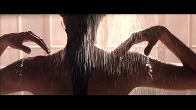 Angelina Jolie In Tomb Raider - Film nackt