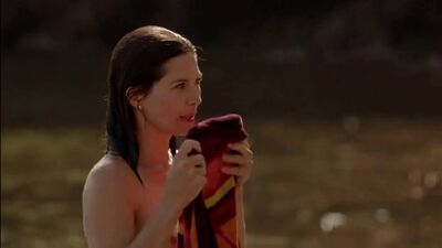 Delphine Chanéac - Another From Transporter The Series - Film nackt