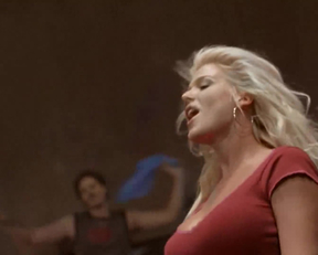 Out Cold - Victoria Silvstedt - Film nackt