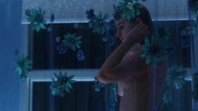 Lilliya Scarlett Reid In 'Chambers' - Film nackt