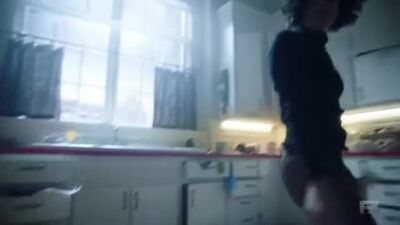 Aubrey Plaza nude - Legion