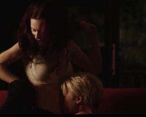 Rachel Brosnahan In Burn Country - Film nackt