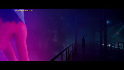 Ana De Armas Plot In Blade Runner 2049 - Film nackt