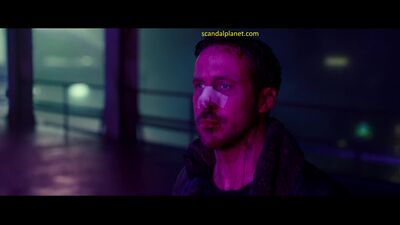 Ana De Armas Plot In Blade Runner 2049 - Film nackt