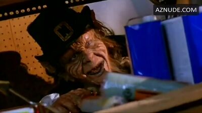 Shevonne Durkin In Leprechaun 2 - Film nackt