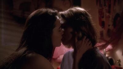 Jennifer Connelly, Kristy Swanson - Higher Learning 1995 - Film nackt