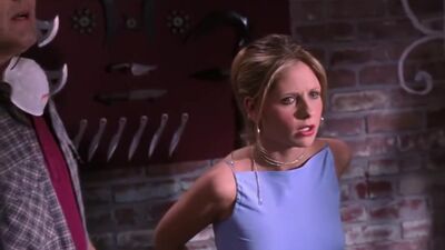 Sarah Michelle Gellar - Buffy The Vampire Slayer - Film nackt