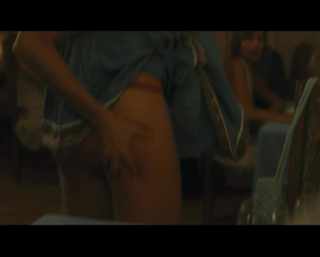 Mathilde Seigner - Camping - Film nackt