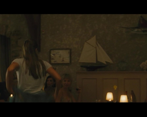 Mathilde Seigner - Camping - Film nackt