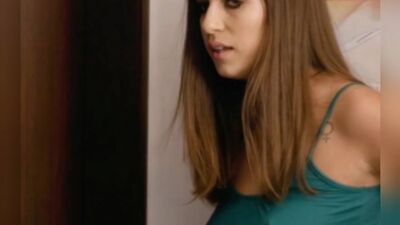 Nash Laila In 'Me Charma De Bruna' - Film nackt