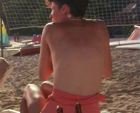 Mary Gross Sideplot - Club Paradise - 1986 - Film nackt