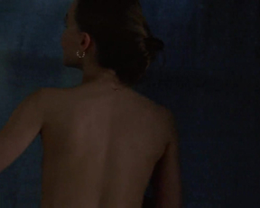Lily-Rose Depp In A Faithful Man - Film nackt