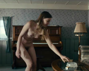 Saskia Rosendahl From Werk Ohne Autor - Film nackt